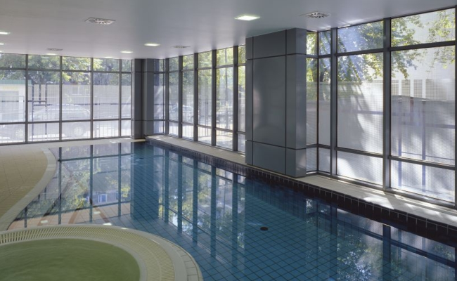 Swimming pool