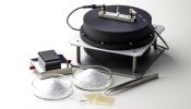 Low Dielectric Glass Flakes