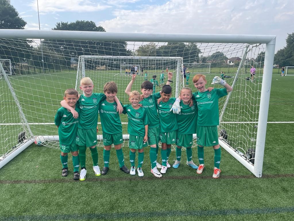 Pilkington Juniors FC