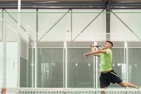 Glass for padel courts