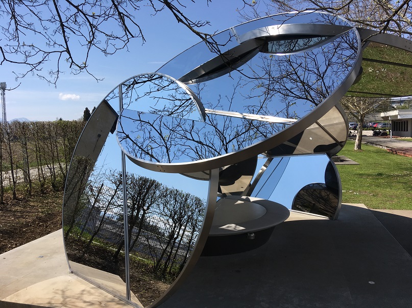 Pilkington Mirropane Chrome