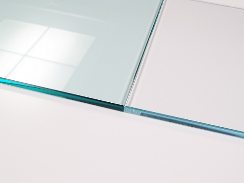 PR_18_10_Pilkington Optiwhite