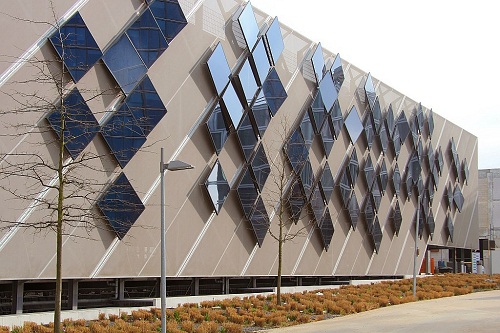 Parkhaus_Pilkington Spandrel Glass Laminowany