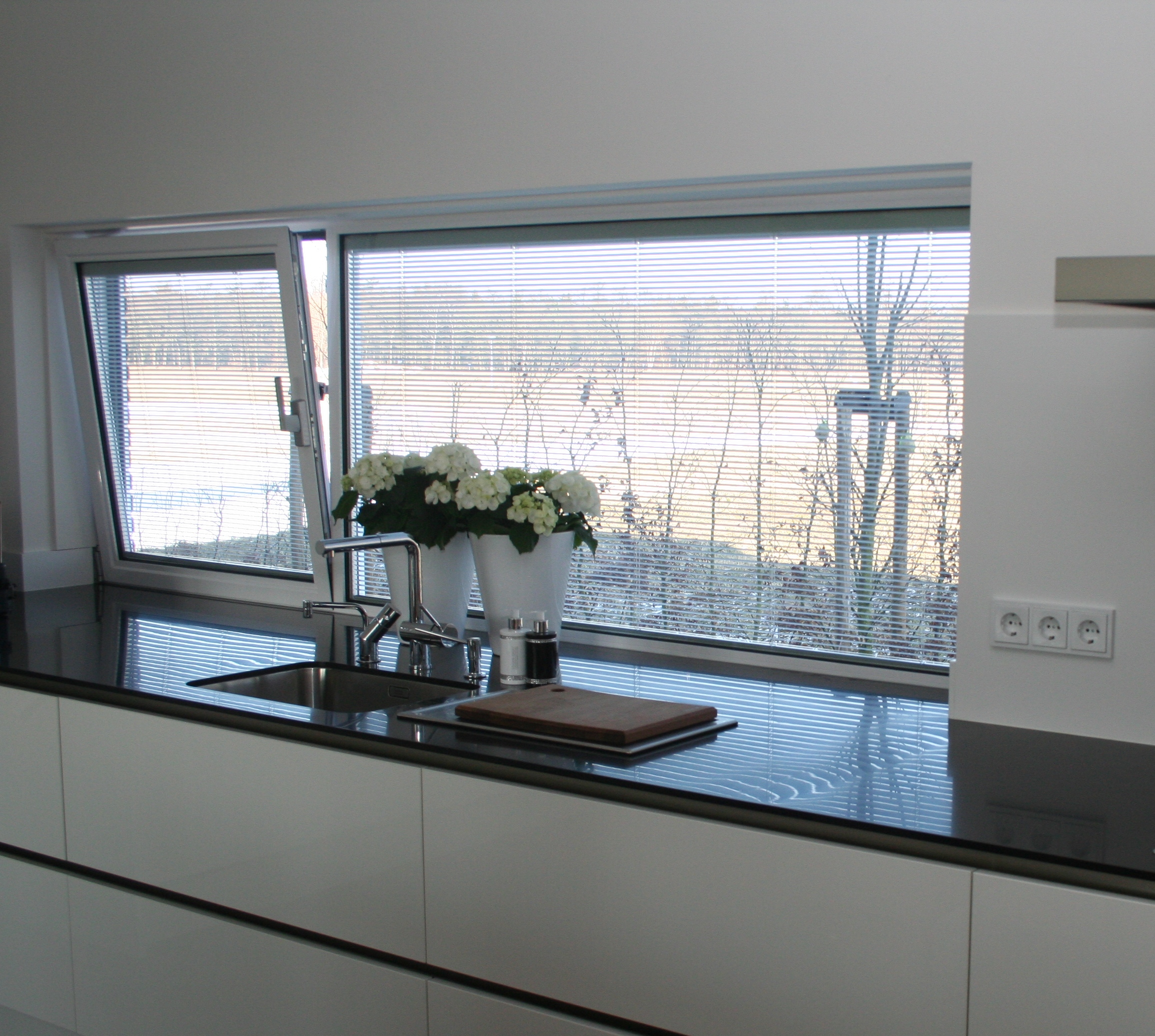 Pilkington Insulight z żaluzjami ScreenLine