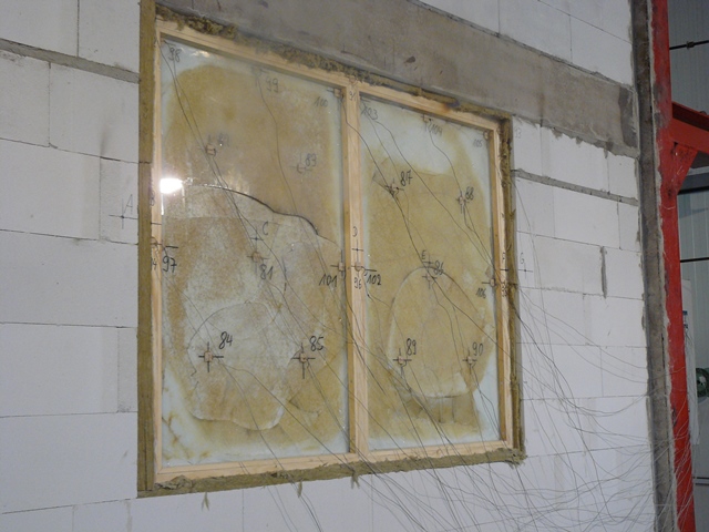 Standaard brandtest bij het DMT Fire Protection Test Laboratory in Lathen (Duitsland)